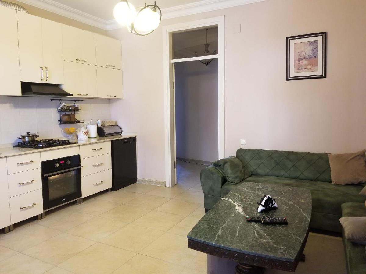 Chavchavadze 21 Apartament Batumi